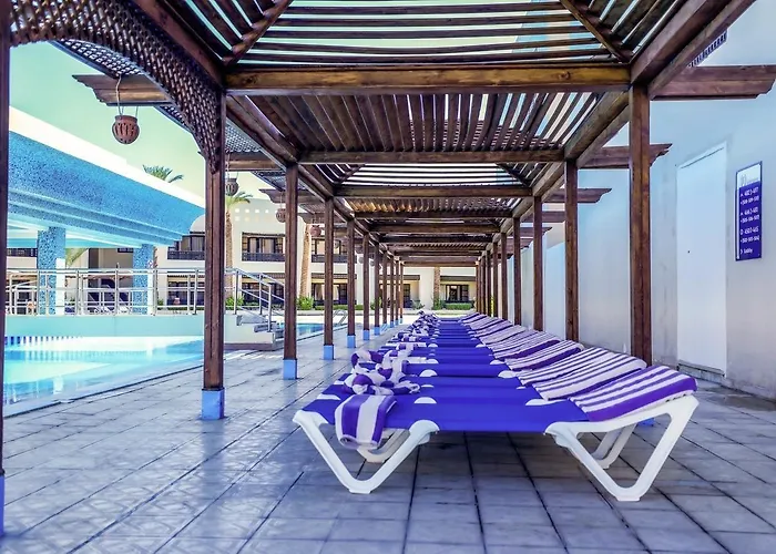 Blend Club Aqua Hotel 4*